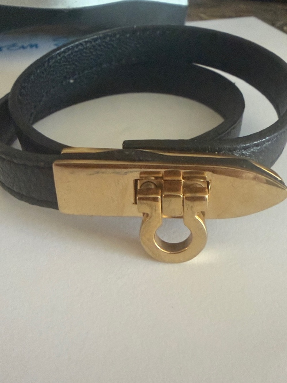 Black Leatherette Wrap Bracelet with Gold lock Clasp GUC